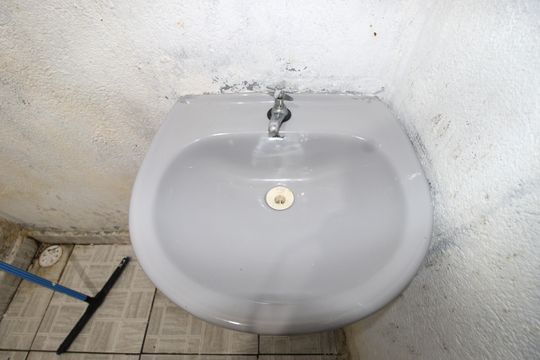 Banheiro de casa para alugar com 1 quarto, 45m² em Itaquera, São Paulo