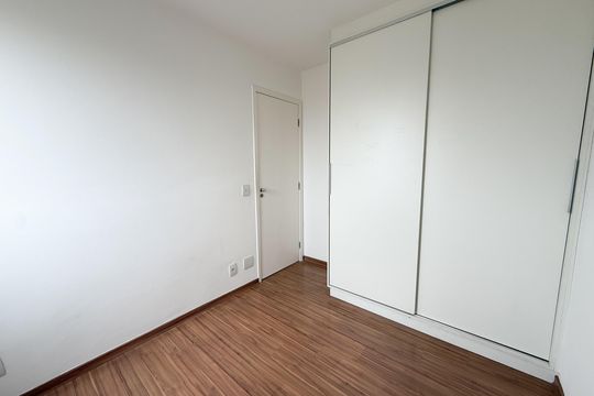 Quarto de apartamento para alugar com 2 quartos, 46m² em Freguesia do Ó, São Paulo