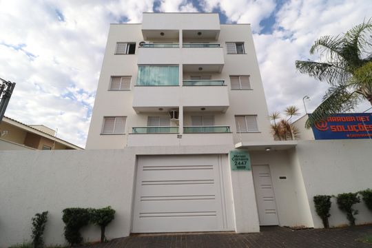 Fachada de apartamento para alugar com 2 quartos, 44m² em Santa Mônica, Uberlândia