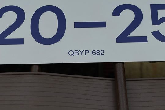 Placa  de casa para alugar com 2 quartos, 100m² em Vila Santana, São Paulo