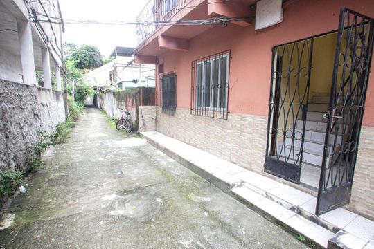 Frente da Casa de casa para alugar com 2 quartos, 65m² em Jacarepaguá, Rio de Janeiro