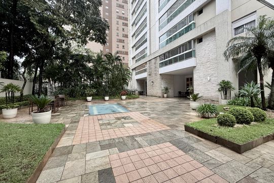 Entrada de apartamento para alugar com 3 quartos, 126m² em Vila Gertrudes, São Paulo
