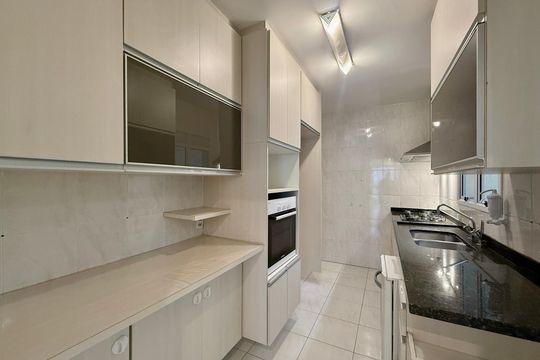 Cozinha  de apartamento para alugar com 3 quartos, 126m² em Vila Gertrudes, São Paulo
