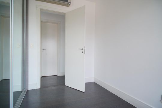 Quarto 2 de apartamento à venda com 2 quartos, 73m² em Três Figueiras, Porto Alegre