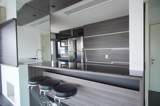 Cozinha de apartamento à venda com 2 quartos, 73m² em Três Figueiras, Porto Alegre