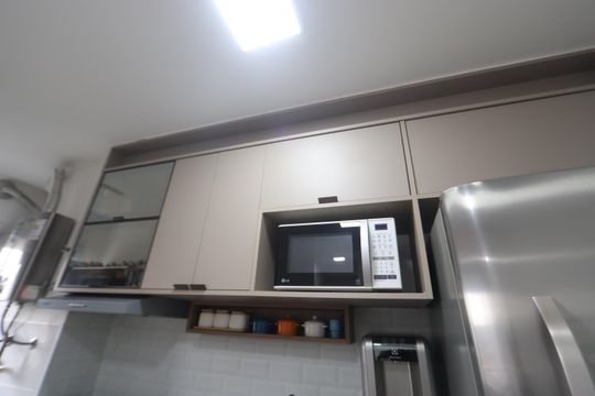 Cozinha de apartamento à venda com 2 quartos, 37m² em Cidade Satelite Santa Barbara, São Paulo