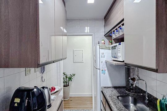 Cozinha de apartamento à venda com 3 quartos, 61m² em Vila Esperança, São Paulo