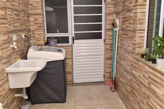 Área de serviço de apartamento à venda com 2 quartos, 66m² em Parque das Nações, Santo André