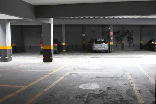 Garagem de apartamento à venda com 2 quartos, 70m² em Vila Emir, São Paulo