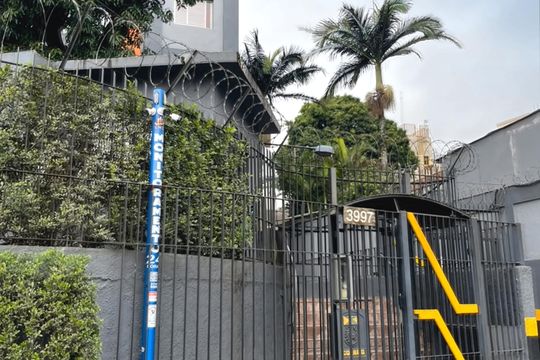 Fachada de apartamento à venda com 2 quartos, 70m² em Vila Emir, São Paulo