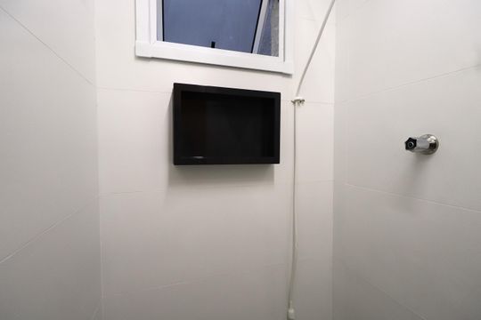 Banheiro de kitnet/studio para alugar com 1 quarto, 20m² em Vila Esperança, São Paulo