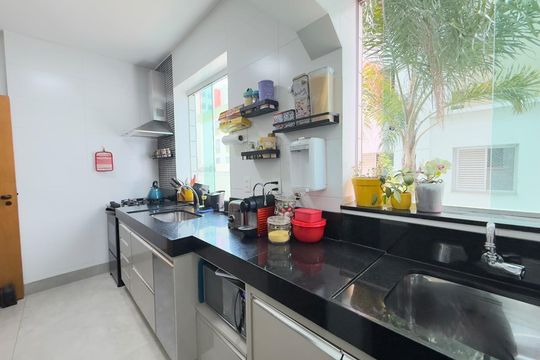 Apartamento à venda com 2 quartos, 70m² em Padre Eustáquio, Belo Horizonte