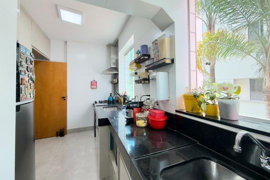 Apartamento à venda com 2 quartos, 70m² em Padre Eustáquio, Belo Horizonte