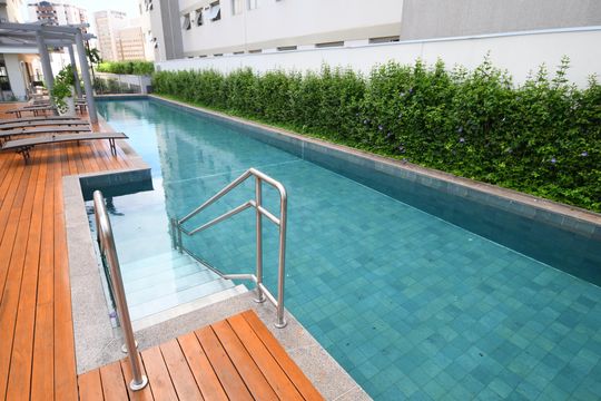Área comum - Piscina de apartamento para alugar com 3 quartos, 130m² em Cambuí, Campinas