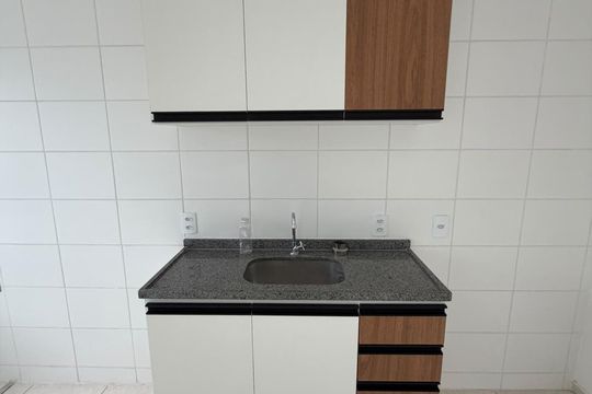 Cozinha de apartamento para alugar com 2 quartos, 47m² em Barra Olímpica, Rio de Janeiro