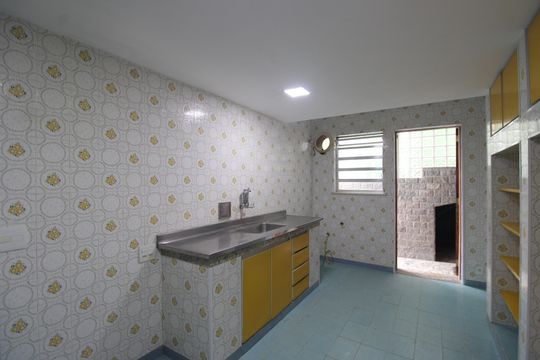 Cozinha de casa de condomínio para alugar com 2 quartos, 120m² em Anil, Rio de Janeiro
