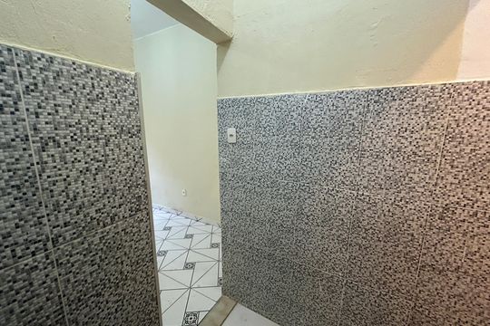 Cozinha de kitnet/studio para alugar com 1 quarto, 25m² em Campinho, Rio de Janeiro
