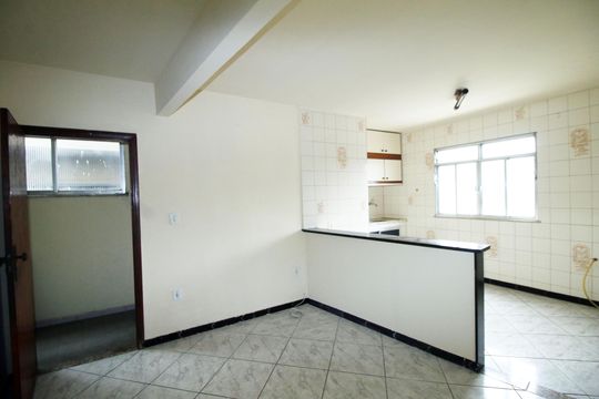 Sala de apartamento para alugar com 3 quartos, 55m² em Parada de Lucas, Rio de Janeiro