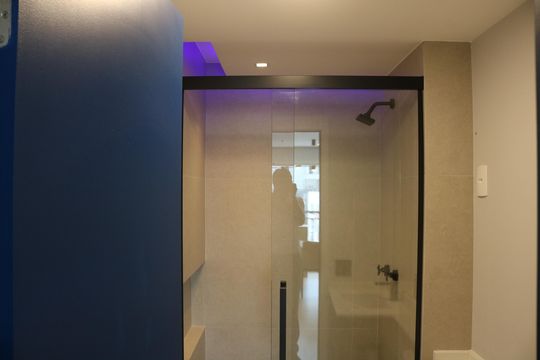 Banheiro 1 de apartamento para alugar com 2 quartos, 54m² em Barra Funda, São Paulo