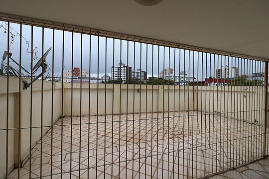 Vista da Suíte de apartamento para alugar com 2 quartos, 145m² em Cristo Redentor, Porto Alegre