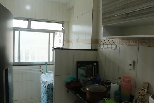 Cozinha de apartamento para alugar com 2 quartos, 65m² em Comendador Soares, Nova Iguaçu