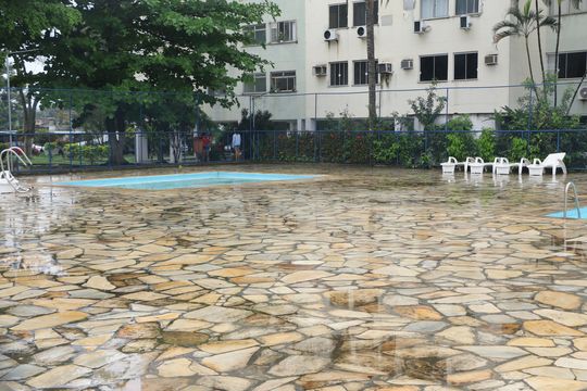 Área comum - Piscina de apartamento para alugar com 2 quartos, 65m² em Comendador Soares, Nova Iguaçu