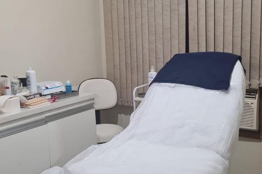 Quarto de casa de condomínio para alugar com 3 quartos, 130m² em Irajá, Rio de Janeiro