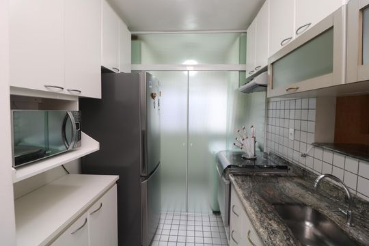 Cozinha de apartamento para alugar com 3 quartos, 74m² em Vila Prudente, São Paulo