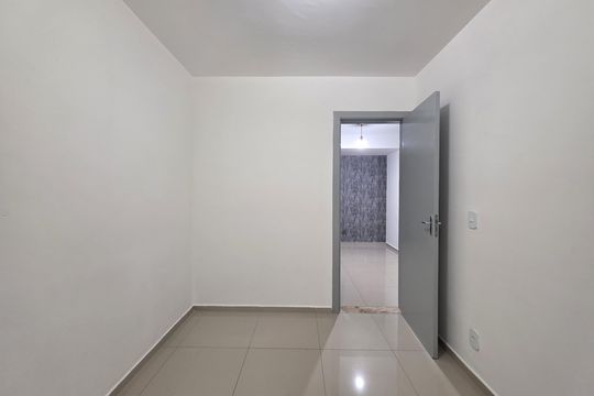 Apartamento à venda com 2 quartos, 55m² em Jardim Estrela, Mauá