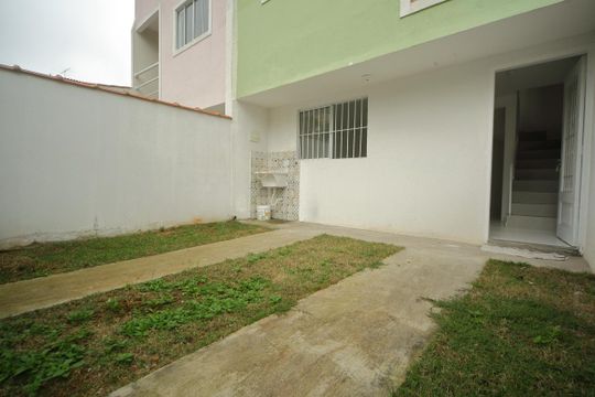 Garagem  de casa à venda com 2 quartos, 90m² em Nova Petrópolis, São Bernardo do Campo