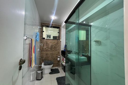 Banheiro de apartamento à venda com 3 quartos, 120m² em Barro Preto, Belo Horizonte