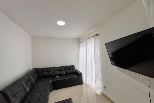 Sala TV de casa de condomínio para alugar com 6 quartos, 480m² em Guaratiba, Rio de Janeiro