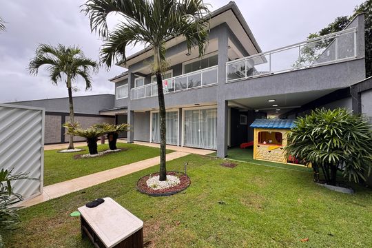 Área externa de casa de condomínio para alugar com 6 quartos, 480m² em Guaratiba, Rio de Janeiro