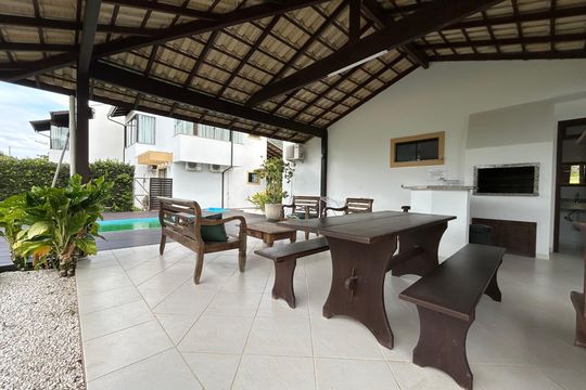 Área comum - Churrasqueira de apartamento para alugar com 1 quarto, 50m² em Lagoa da Conceição, Florianópolis