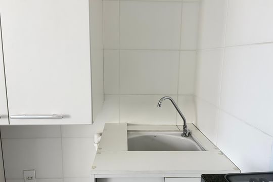 Área de serviço de kitnet/studio para alugar com 1 quarto, 34m² em Água Rasa, São Paulo