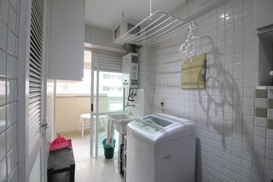 Área de Serviço de apartamento para alugar com 3 quartos, 98m² em Barra Olímpica, Rio de Janeiro