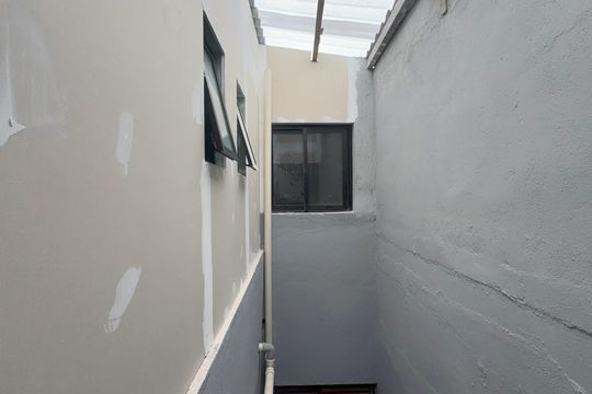 Vista do quarto  de kitnet/studio para alugar com 1 quarto, 17m² em Parque das Nações, Santo André