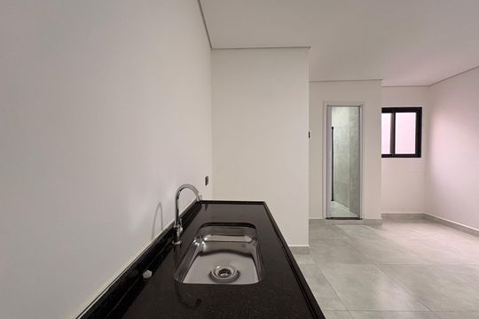Cozinha de kitnet/studio para alugar com 1 quarto, 17m² em Parque das Nações, Santo André