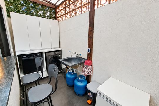 Área de serviço de casa para alugar com 3 quartos, 123m² em Vila Cloris, Belo Horizonte