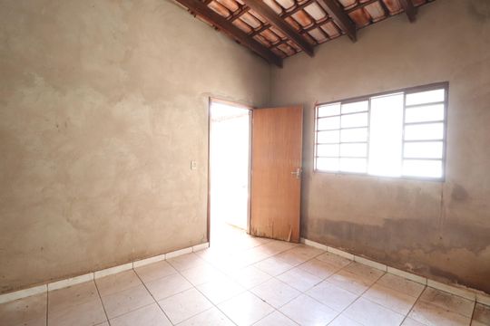 Quarto de serviço de casa para alugar com 4 quartos, 200m² em Jardim Patricia, Uberlândia