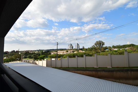 Vista de apartamento à venda com 2 quartos, 91m² em Bairro das Palmeiras, Campinas