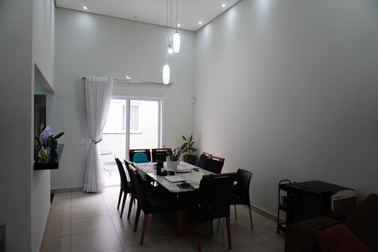 Casa à venda com 3 quartos, 156m² em Jardim Terramérica Ii, Americana