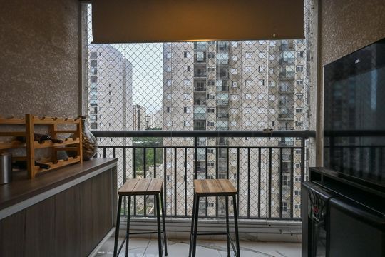 Varanda de apartamento à venda com 2 quartos, 64m² em Vila Andrade, São Paulo