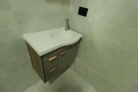 Banheiro - Pia de kitnet/studio para alugar com 1 quarto, 23m² em Parque das Nações, Santo André