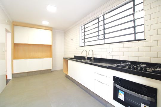 Cozinha de casa para alugar com 3 quartos, 200m² em Vila da Saúde, São Paulo