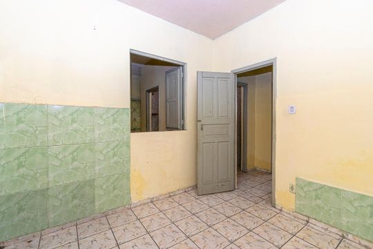 Quarto 2 de casa para alugar com 2 quartos, 52m² em Cordovil, Rio de Janeiro