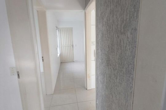 Corredor de apartamento à venda com 2 quartos, 44m² em Rondônia, Novo Hamburgo