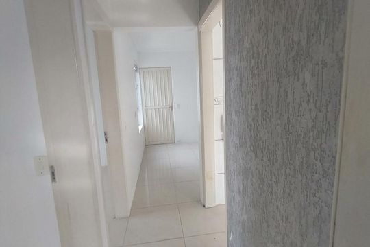 Corredor de apartamento à venda com 2 quartos, 44m² em Rondônia, Novo Hamburgo