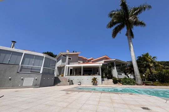 Casa de Condomínio para alugar com 3 quartos, 1200m² em Parque Sao Paulo, Cotia