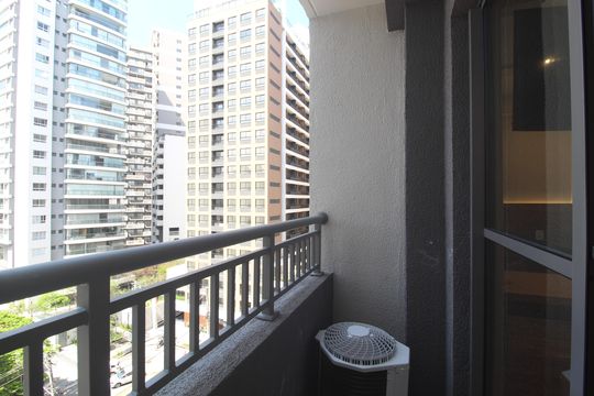 Varanda de apartamento para alugar com 1 quarto, 25m² em Vila Nova Conceição, São Paulo